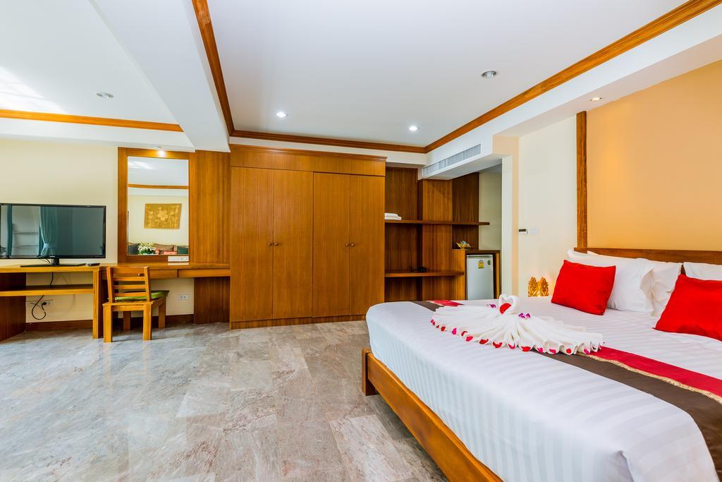 The Windmill Phuket Hotel Rawai Exterior foto