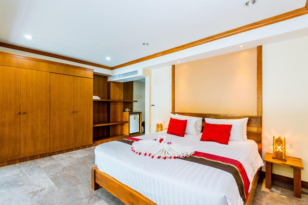 The Windmill Phuket Hotel Rawai Exterior foto