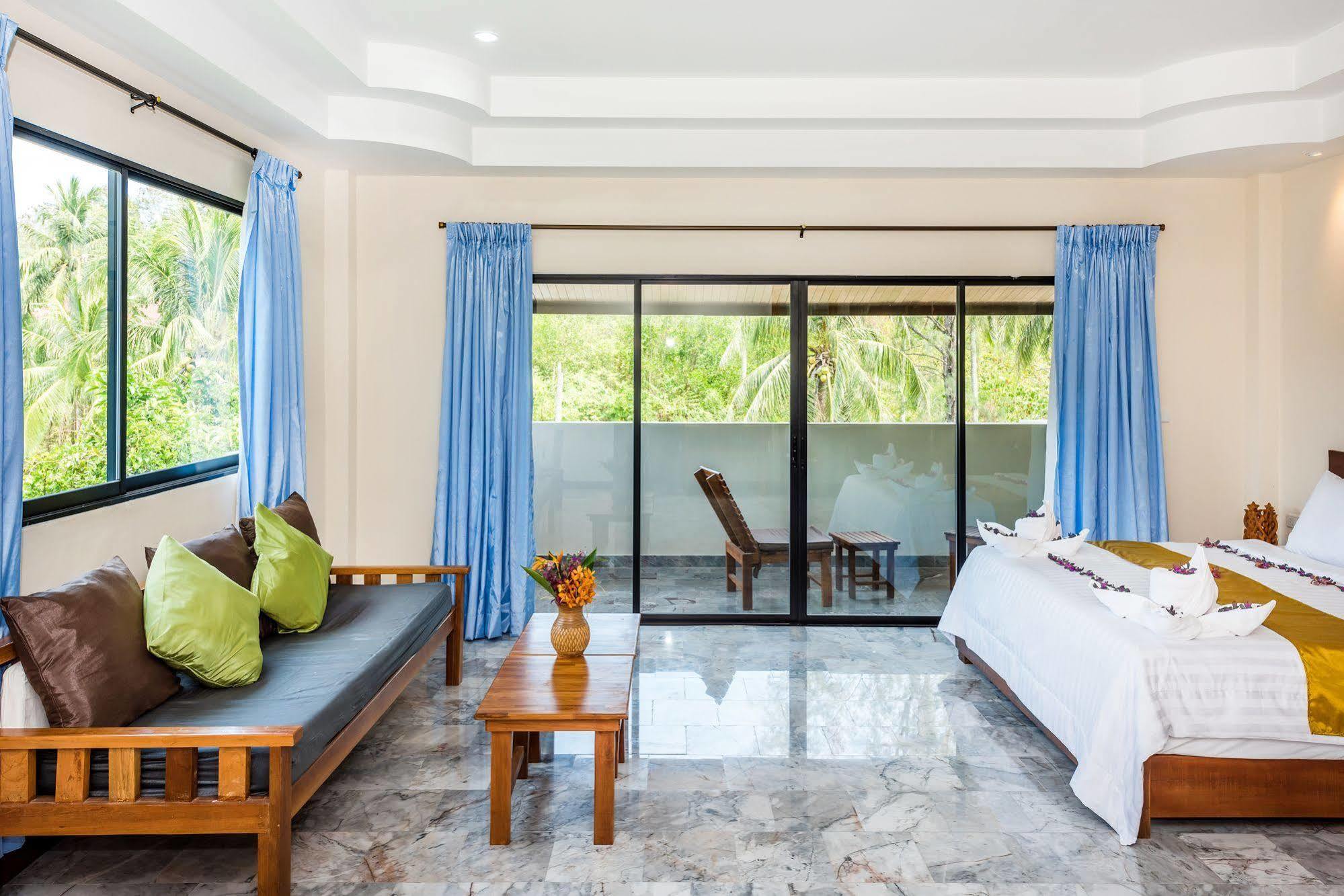 The Windmill Phuket Hotel Rawai Exterior foto