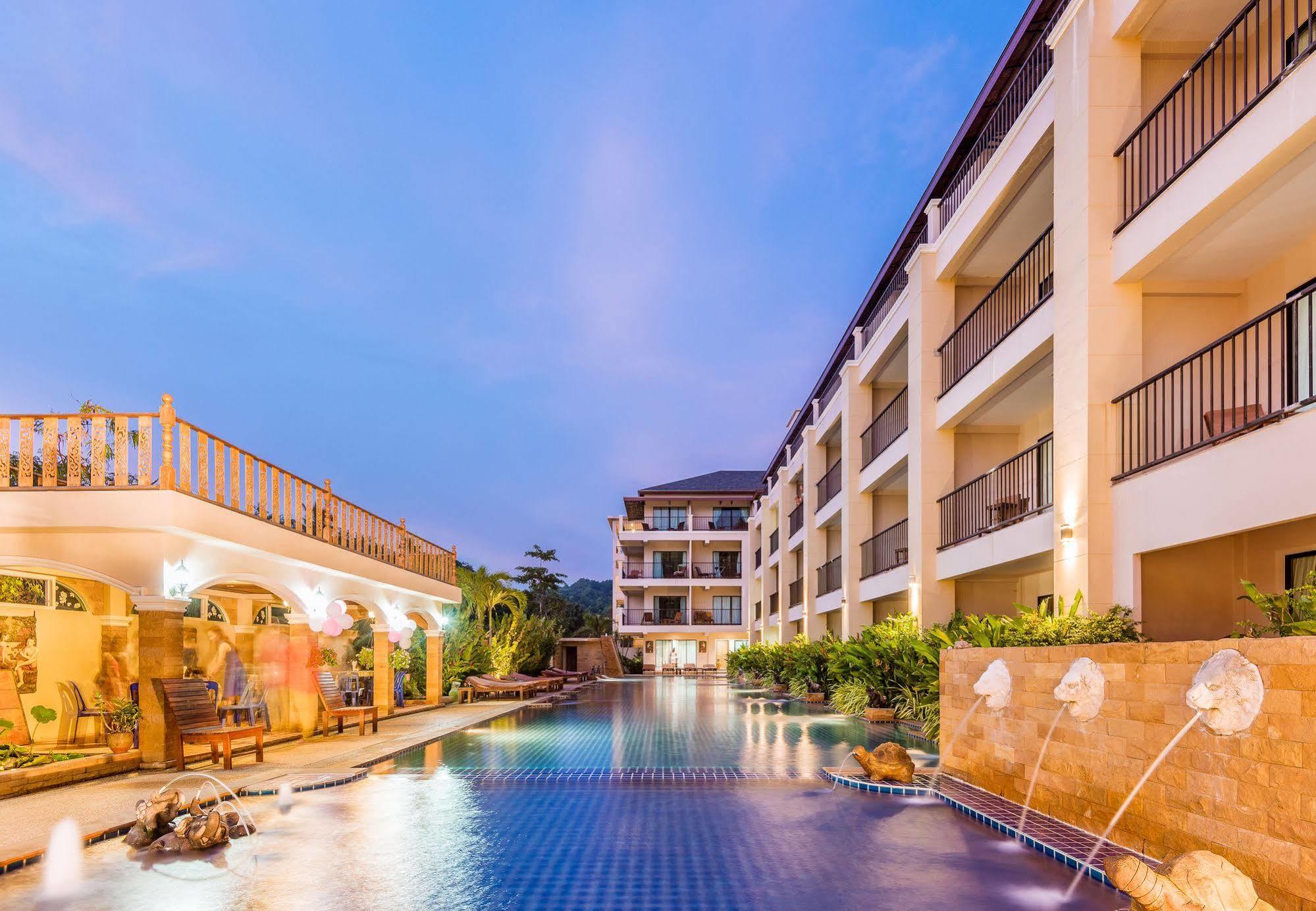 The Windmill Phuket Hotel Rawai Exterior foto